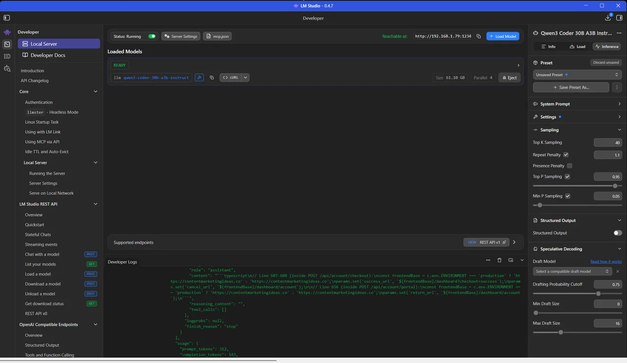 LM Studio ejecutando Qwen3 Coder Next en un servidor local para auditar código